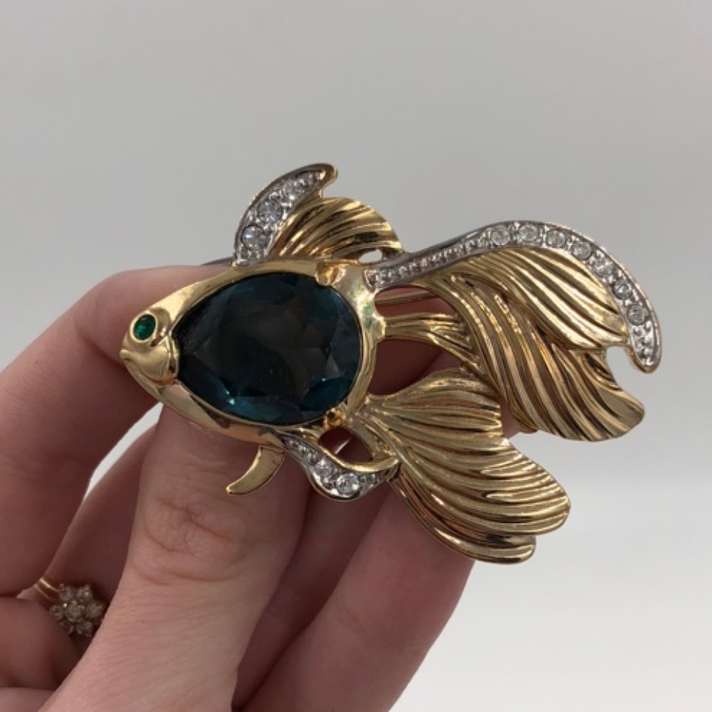 Gold Plated Beta Fish Brooch Pin